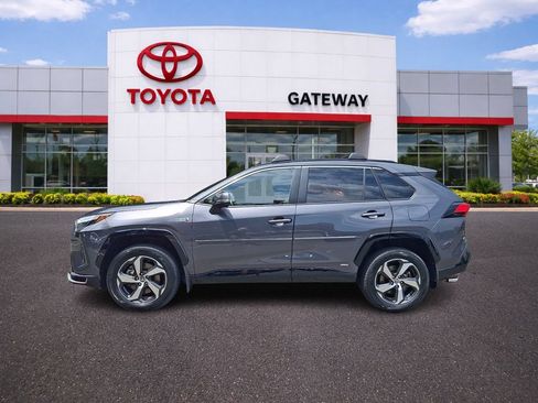 Used 2023 Toyota RAV4 SE w/ Weather & Moonroof Package AWD/4WD image 7