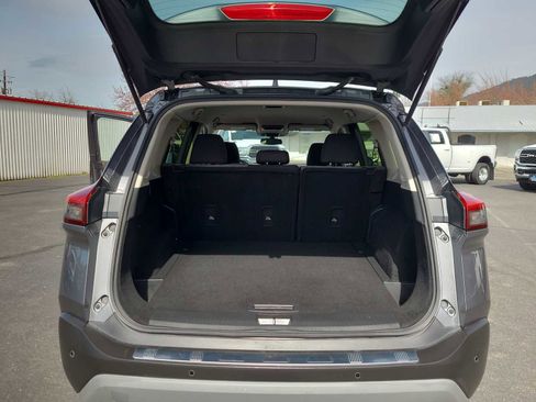 Used 2023 Nissan Rogue SV image 27