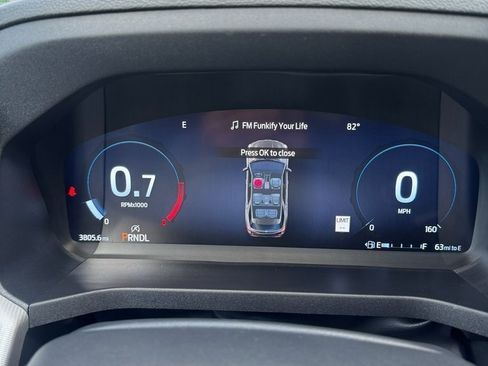 Used 2025 Ford Explorer Active image 13