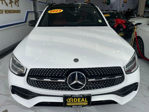 Used 2021 Mercedes-Benz GLC 300 4MATIC image 2
