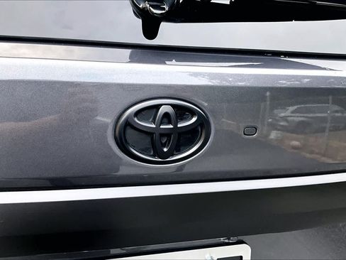 Used 2024 Toyota Sequoia TRD Pro AWD/4WD image 31