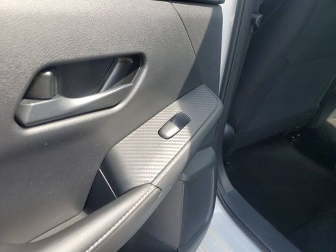 Used 2025 Nissan Sentra S FWD image 17