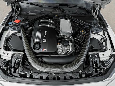Used 2020 BMW M2 Competition w/ Executive Package RWD image 16