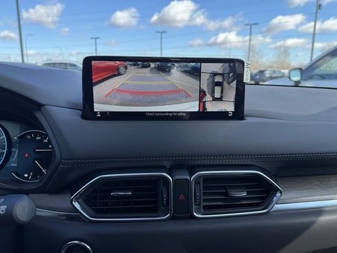 New 2025 MAZDA CX-5 Signature image 4