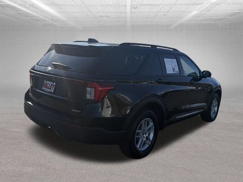Certified 2025 Ford Explorer Active AWD/4WD image 12