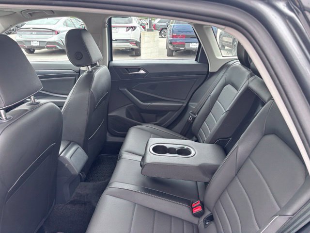 Used 2024 Volkswagen Jetta SE w/ Panoramic Sunroof Package FWD image 41