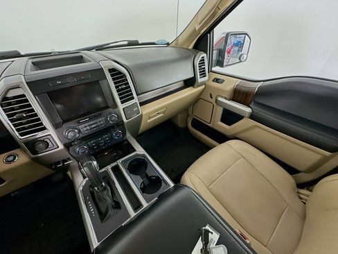 Used 2015 Ford F150 Lariat AWD/4WD image 11