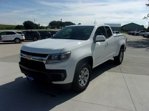Used 2022 Chevrolet Colorado LT w/ Fleet Safety Package AWD/4WD image 5