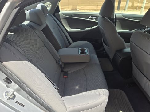 Used 2013 Hyundai Sonata GLS w/ Popular Equipment Pkg FWD image 11