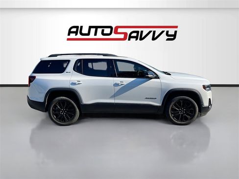 Used 2023 GMC Acadia SLT w/ Elevation Edition image 8