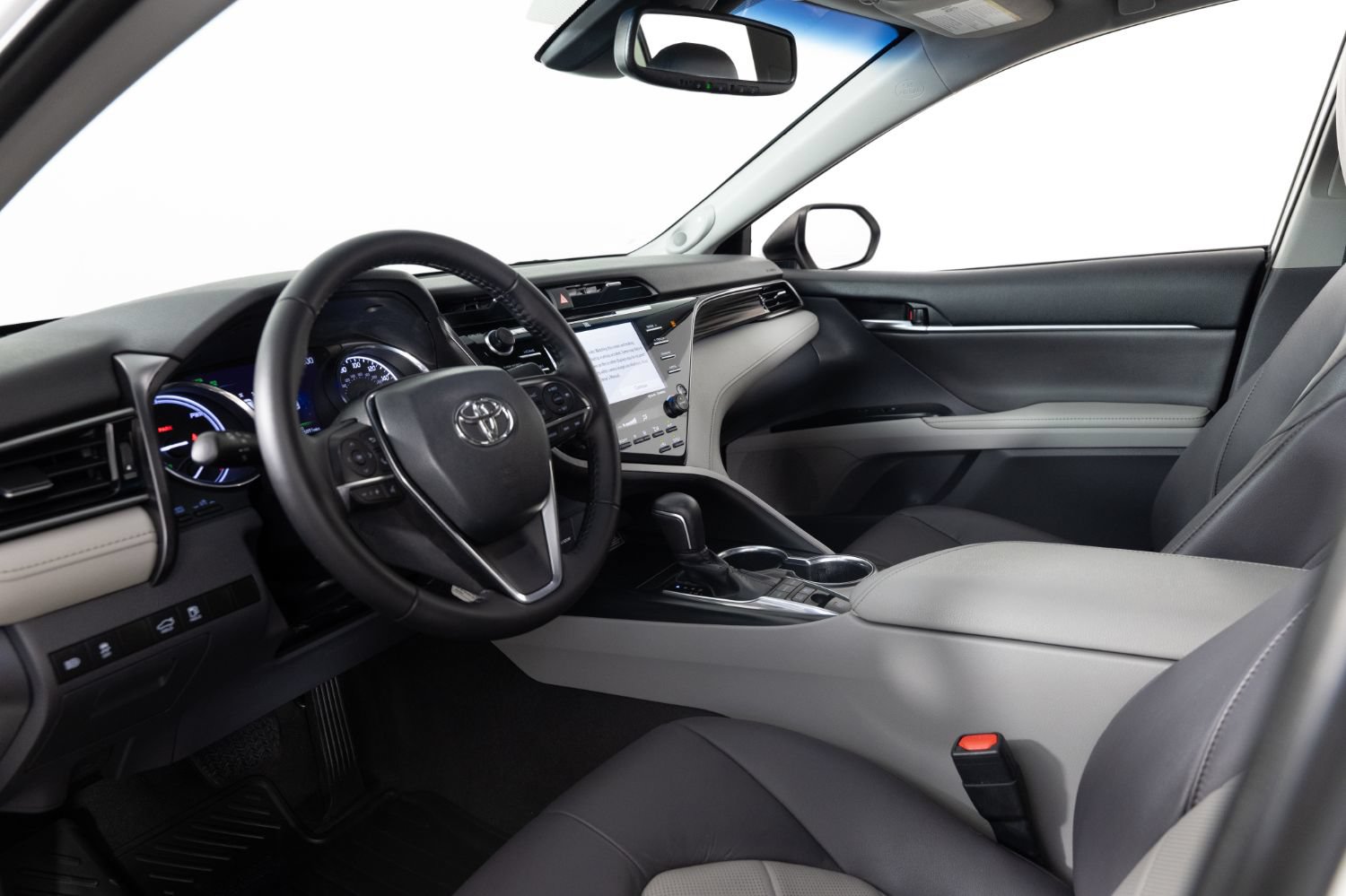 Used 2019 Toyota Camry XLE FWD image 12