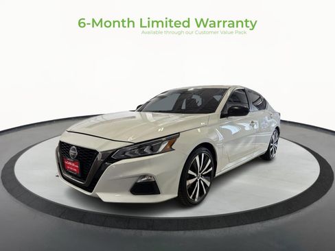 Used 2019 Nissan Altima 2.5 SR image 3