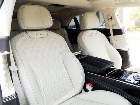 Used 2023 Bentley Flying Spur Azure AWD/4WD image 31
