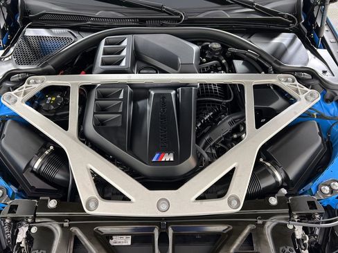 Certified 2025 BMW M4 CS AWD/4WD image 25