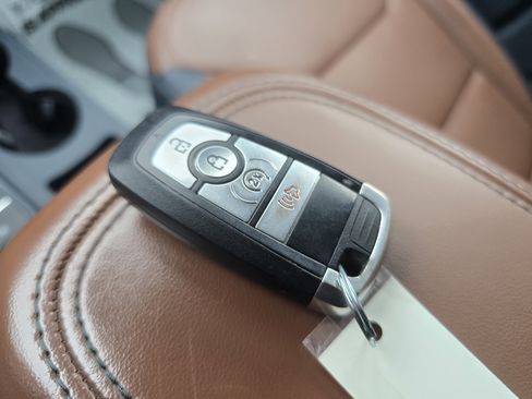 Certified 2024 Ford Maverick Lariat w/ 4K Tow Package image 36