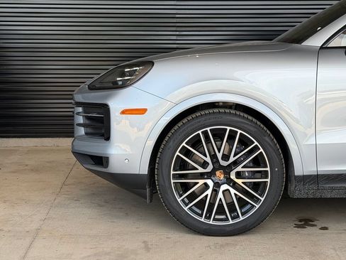 New 2026 Porsche Cayenne Coupe AWD/4WD image 14