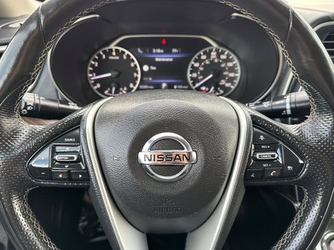 Used 2018 Nissan Maxima Platinum image 21