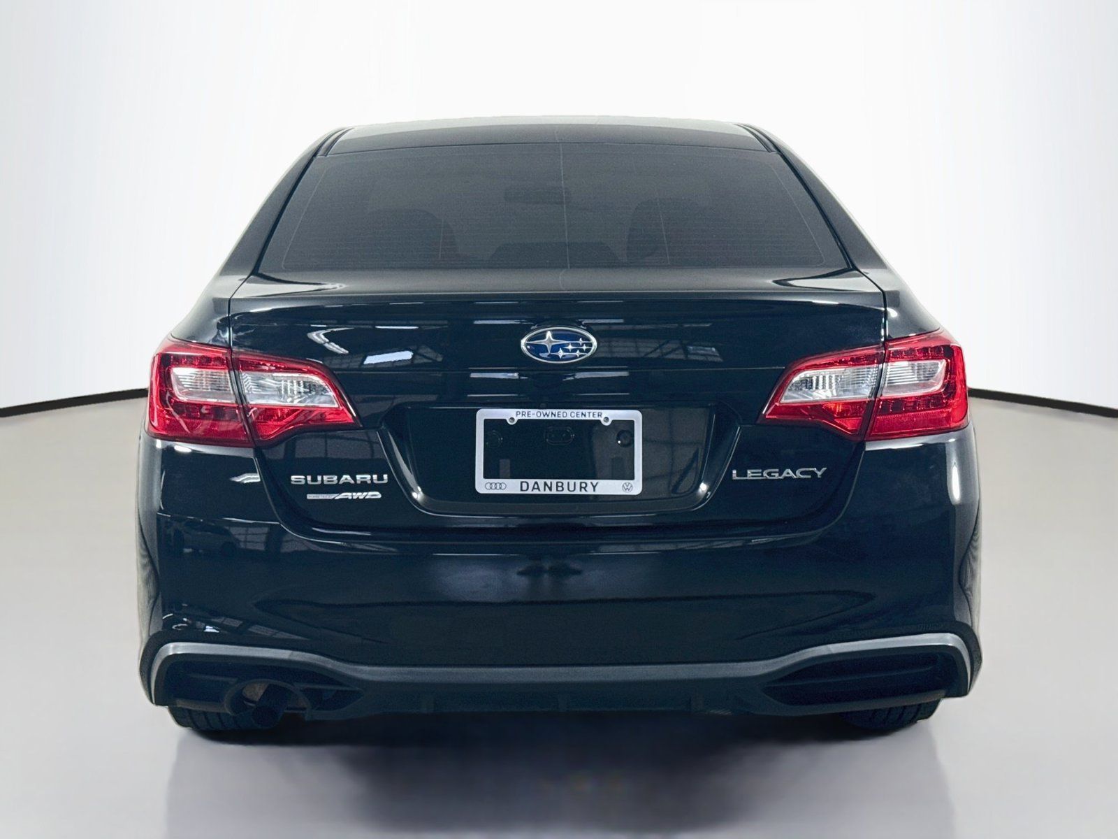Used 2018 Subaru Legacy 2.5i w/ Alloy Wheel Package AWD/4WD image 10