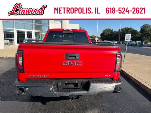 Used 2017 GMC Sierra 1500 SLT w/ SLT Preferred Package AWD/4WD image 8