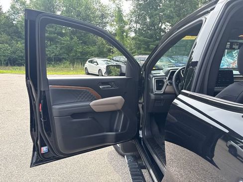 Used 2026 GMC Canyon Denali AWD/4WD image 22