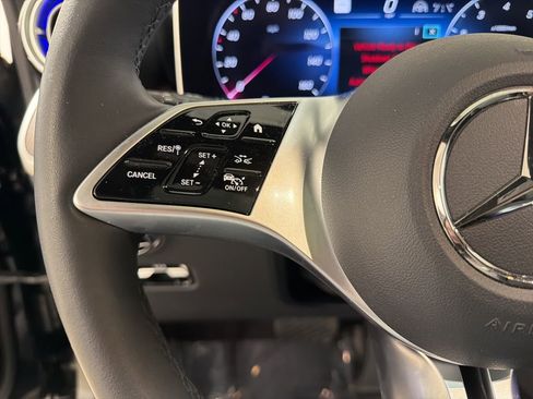 Used 2023 Mercedes-Benz GLC 300 GLC 300 image 12