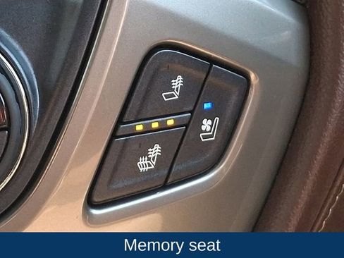 Used 2016 Chevrolet Silverado 2500 High Country w/ High Country Premium Package AWD/4WD image 17