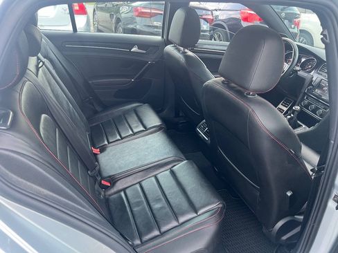 Used 2017 Volkswagen GTI SE FWD image 13