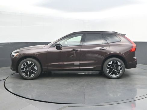 New 2026 Volvo XC60 B5 Plus AWD/4WD image 2