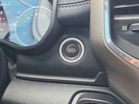 Used 2019 RAM 1500 Laramie image 26