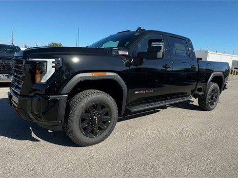 New 2026 GMC Sierra 2500 AT4 w/ AT4 Premium Plus Package image 4