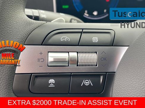 New 2026 Hyundai Tucson Blue SE image 17