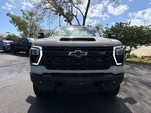 New 2026 Chevrolet Silverado 2500 ZR2 w/ ZR2 Bison Edition AWD/4WD image 14
