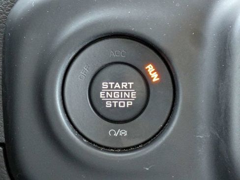 Used 2023 Jeep Wrangler Unlimited Rubicon AWD/4WD image 30