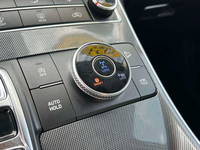 Certified 2023 Hyundai Santa Fe SE AWD/4WD image 28