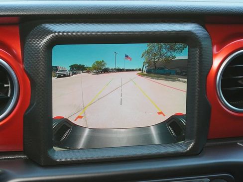 Used 2023 Jeep Gladiator Rubicon AWD/4WD image 15