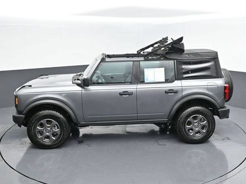 Used 2023 Ford Bronco 4-Door AWD/4WD image 34