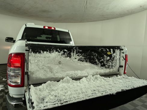 Used 2022 RAM 2500 Big Horn image 9