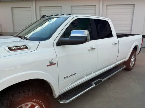Used 2022 RAM 3500 Laramie RWD image 16