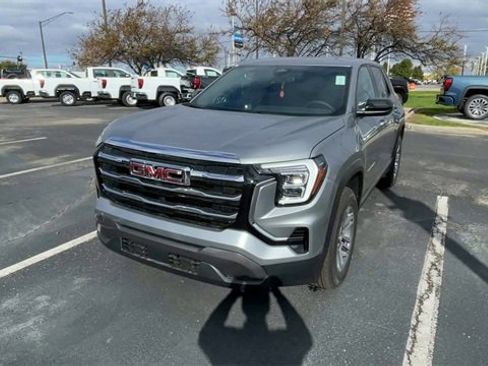 New 2026 GMC Terrain Elevation w/ LPO, Floor Liner Package image 5