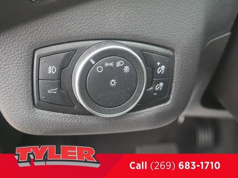 Used 2017 Ford Escape Titanium AWD/4WD image 24