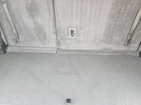 Used 2023 Toyota Highlander LE image 35