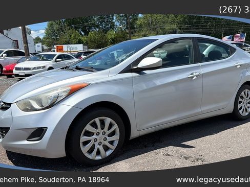 Used 2011 Hyundai Elantra GLS FWD image 2