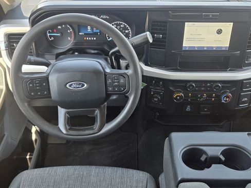 Used 2025 Ford F350 XLT AWD/4WD image 28