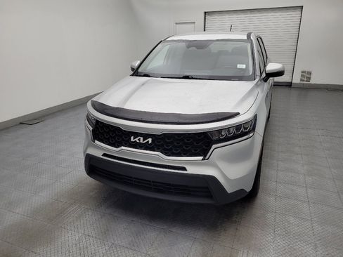 Used 2022 Kia Sorento LX FWD image 15