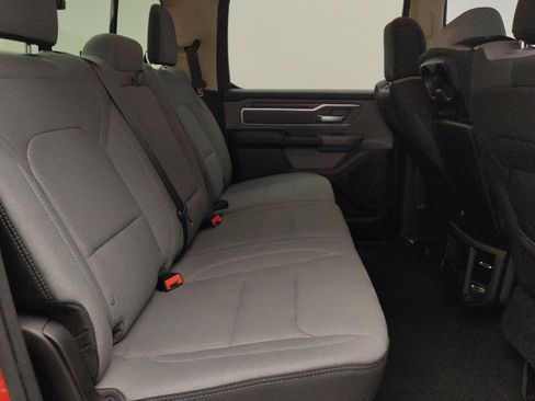 Used 2019 RAM 1500 Big Horn AWD/4WD image 19