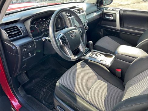 Used 2020 Toyota 4Runner SR5 image 2