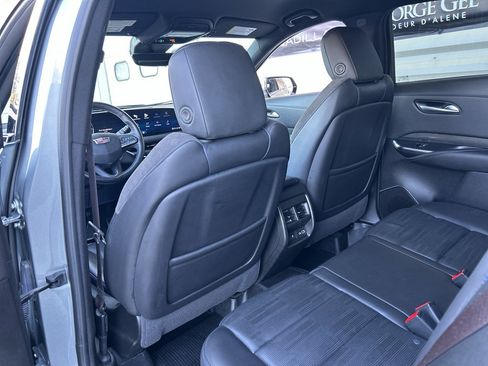 Certified 2024 Cadillac XT4 Sport AWD/4WD image 27