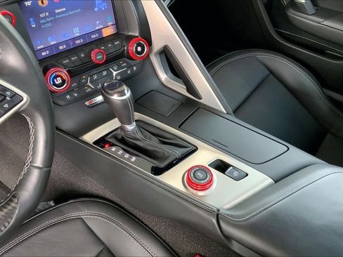 Used 2016 Chevrolet Corvette Z06 w/ 3LZ Preferred Equipment Group RWD image 17