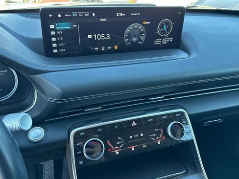 Used 2024 Genesis GV80 2.5T image 11