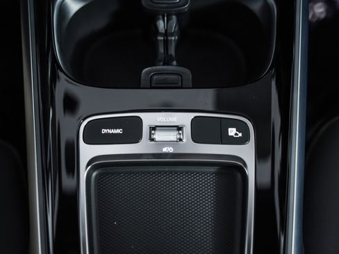 New 2026 Mercedes-Benz GLB 35 AMG AMG 35 4MATIC image 18